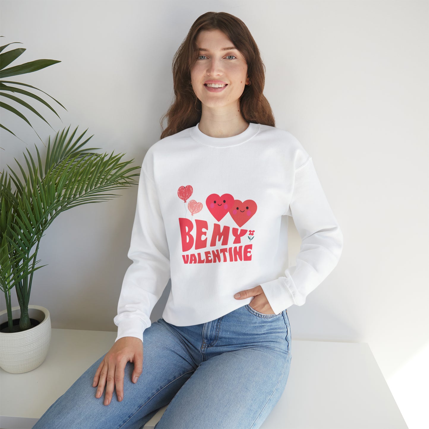 Be my valentine Heavy Blend™ Crewneck Sweatshirt for men and women