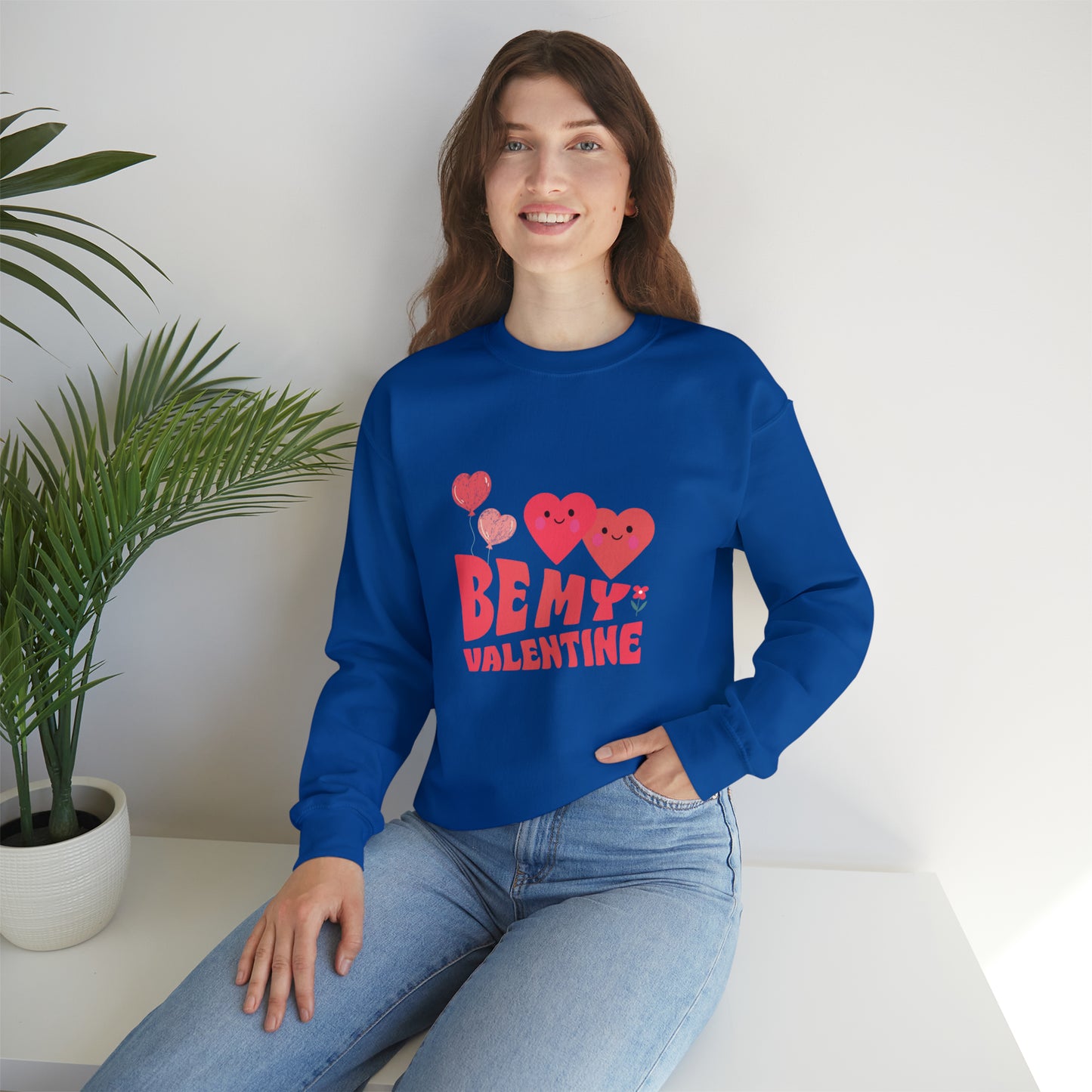 Be my valentine Heavy Blend™ Crewneck Sweatshirt for men and women
