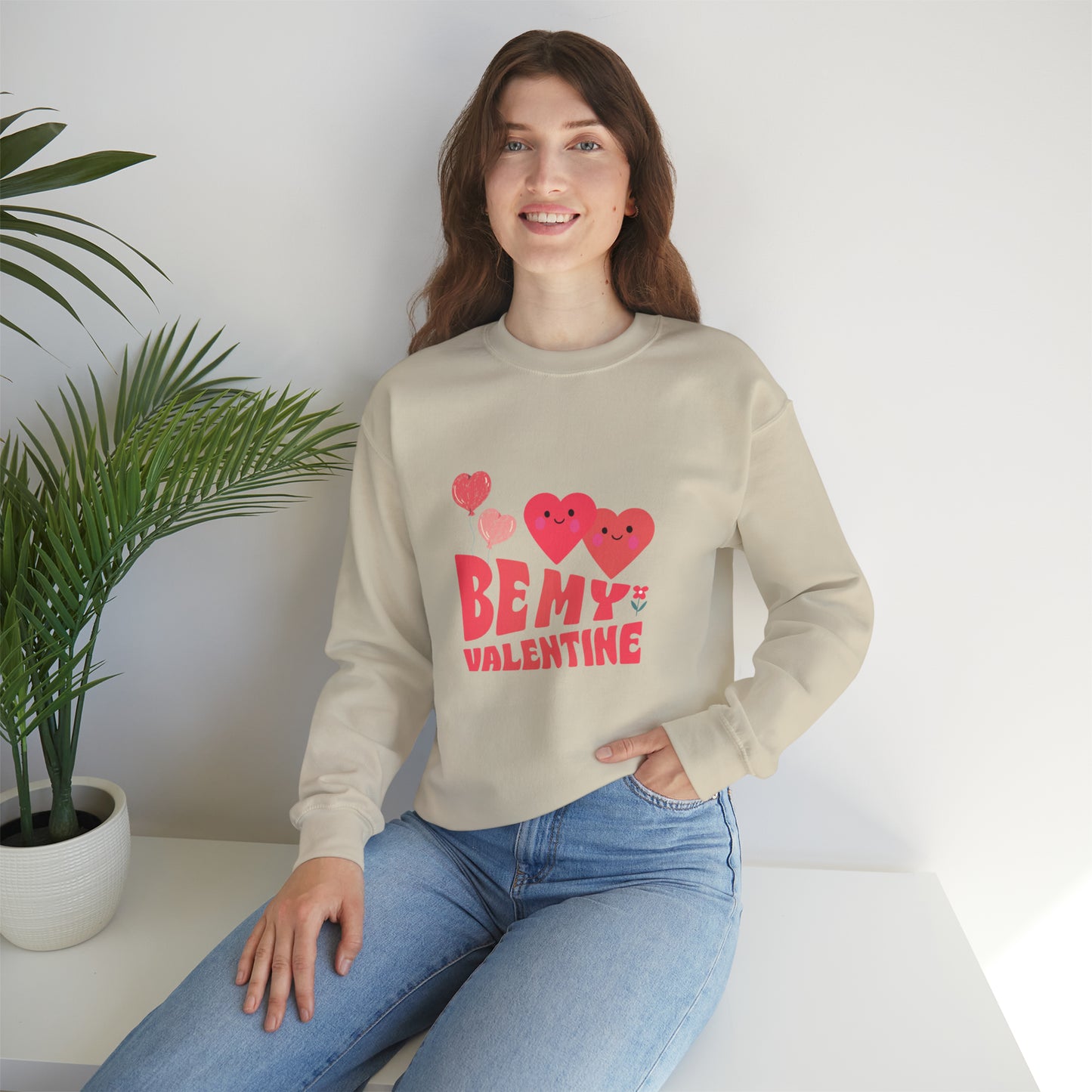 Be my valentine Heavy Blend™ Crewneck Sweatshirt for men and women