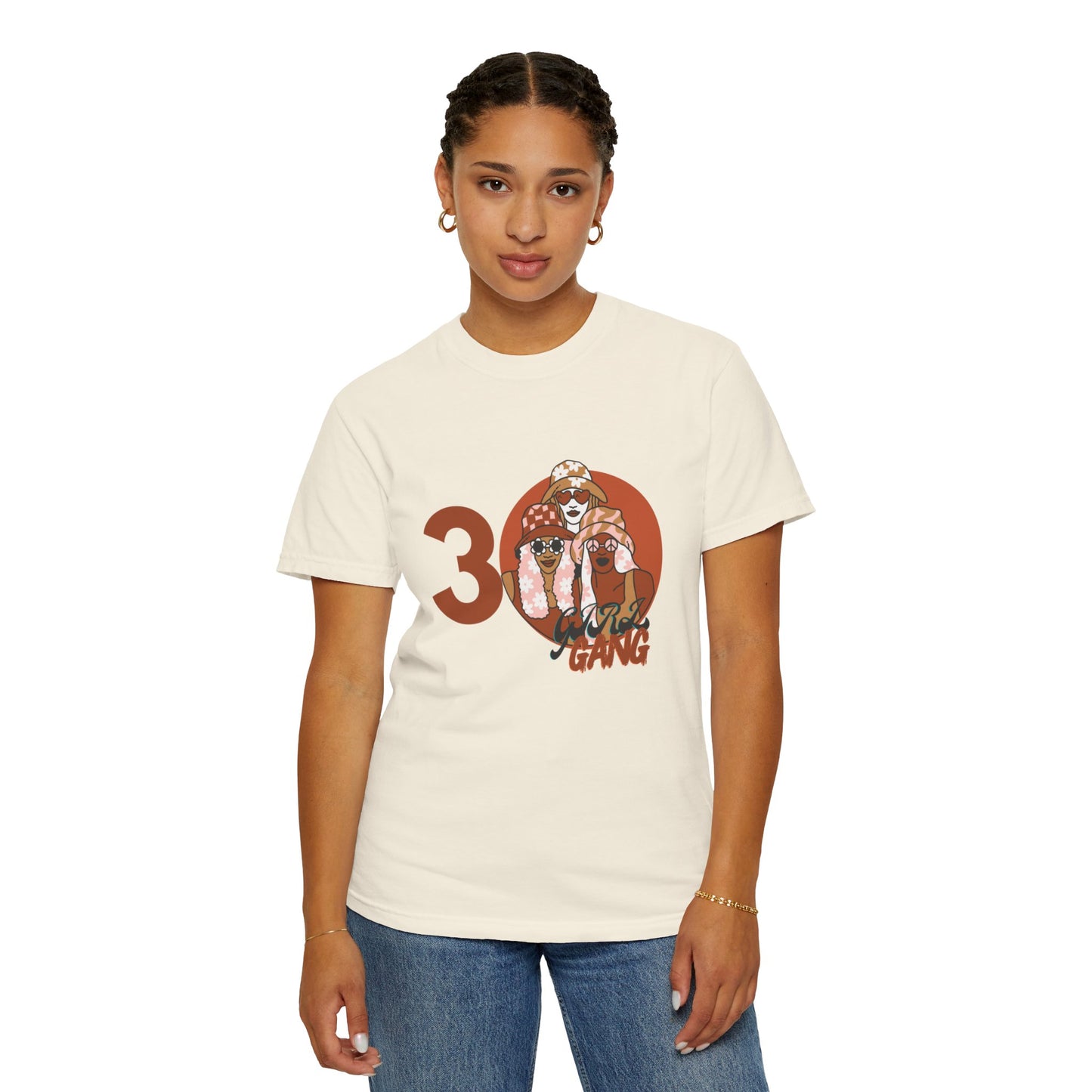 Cute and beautiful 30's girl gang cool T-shirt for women