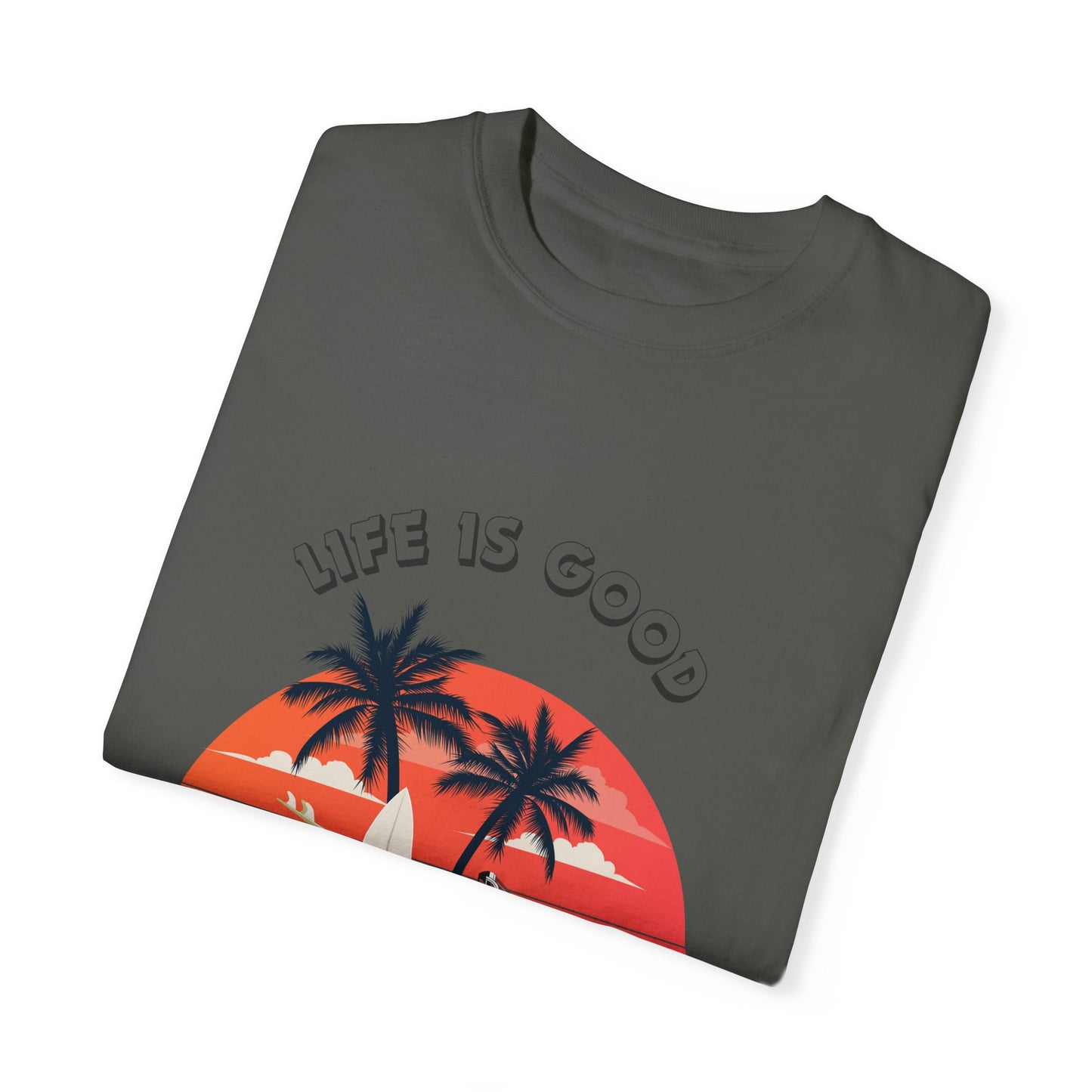 Beautiful life is good at the beach T-shirt for men and women