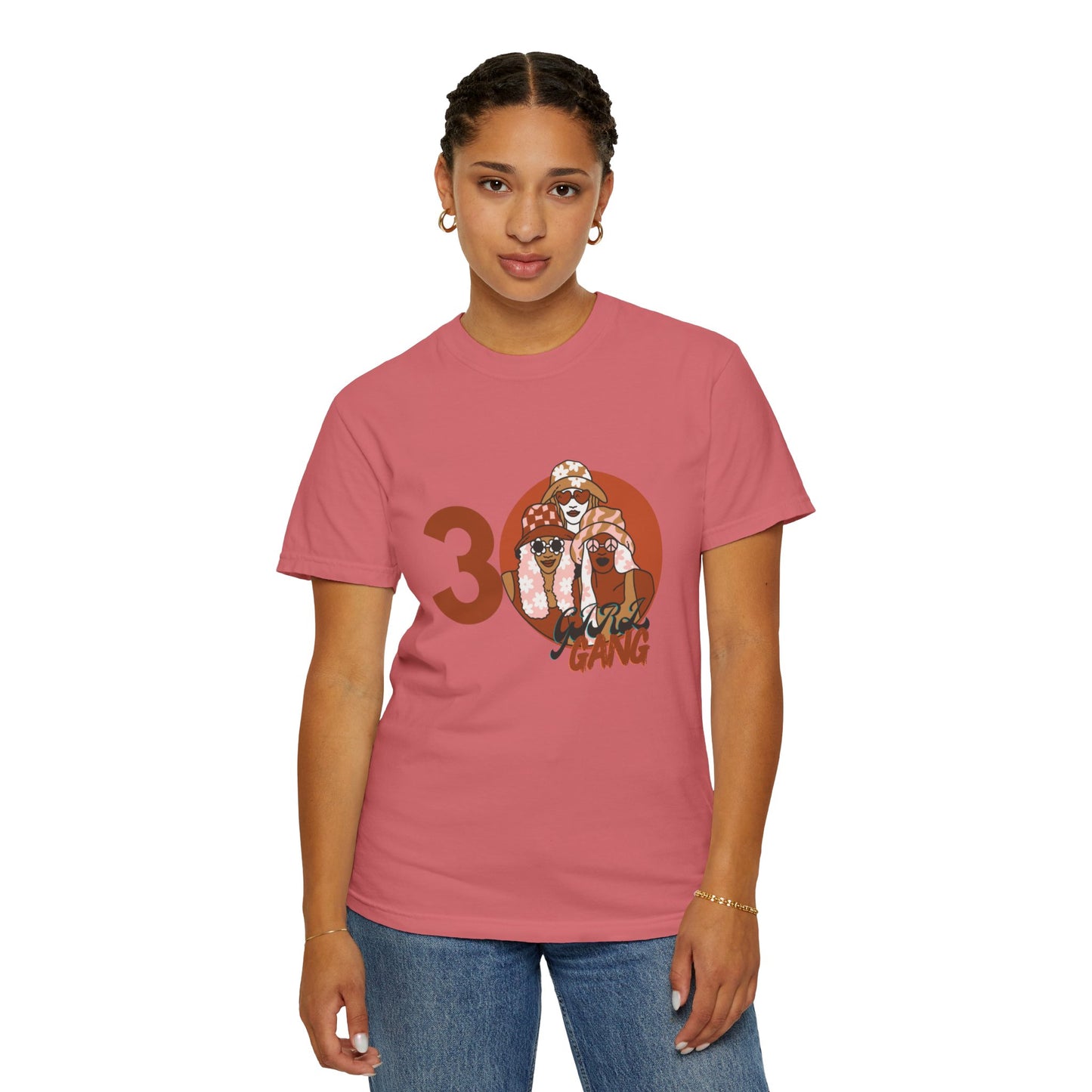 Cute and beautiful 30's girl gang cool T-shirt for women